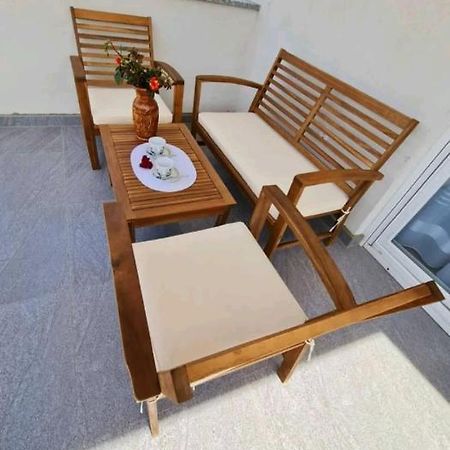 Apartment Ane 2 Tisno Exterior foto